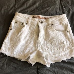 White lace front shorts